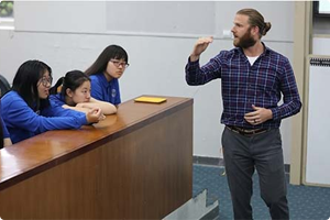 美国Lee Academy高级中学优势在哪里2？